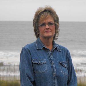 Meet your Posher, Angie